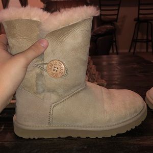 Uggs!!